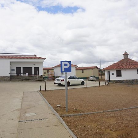 Cheles Cruceros Alqueva旅舍 外观 照片
